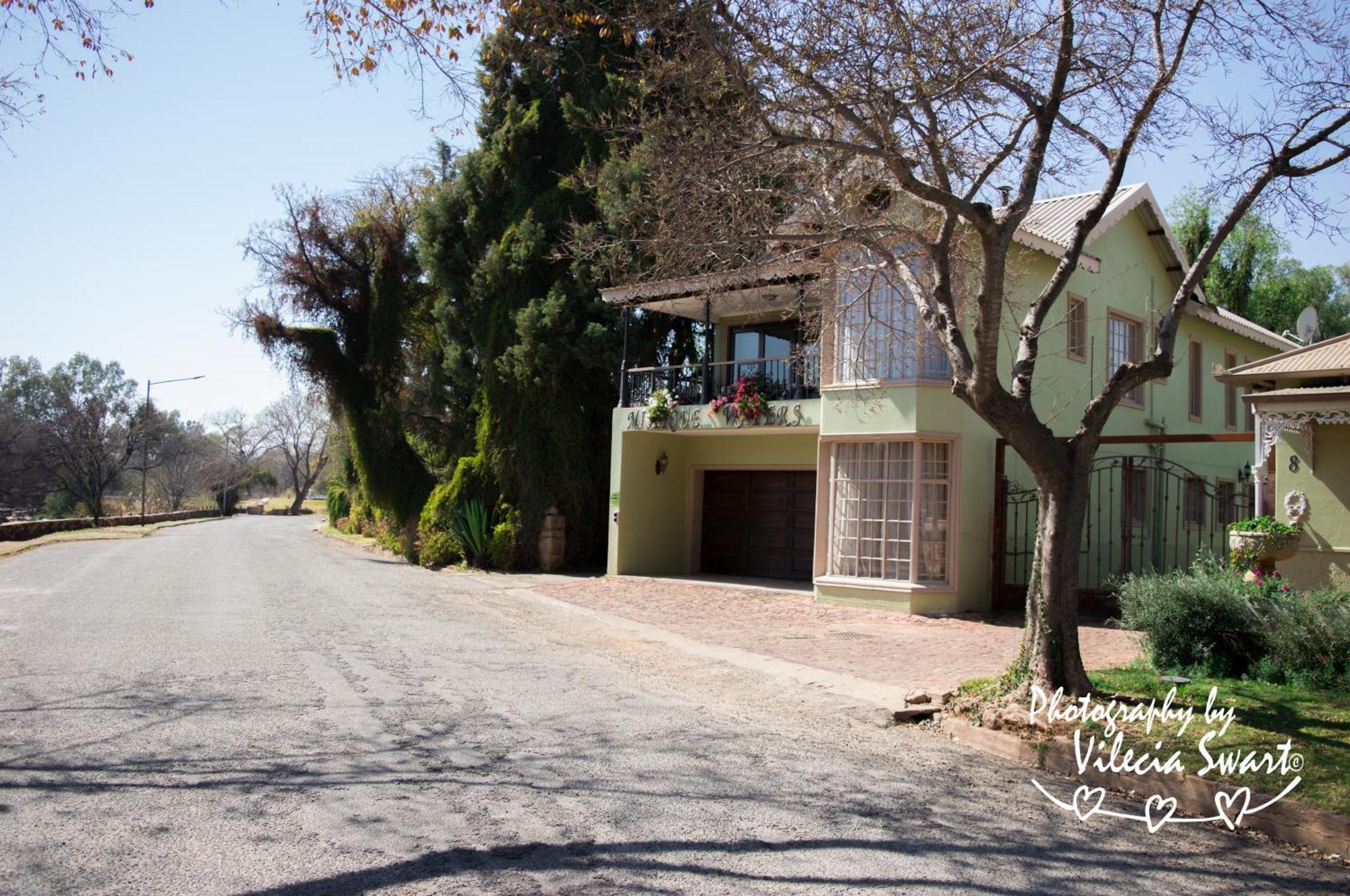 Mistique Waters Guesthouse Parys Luaran gambar